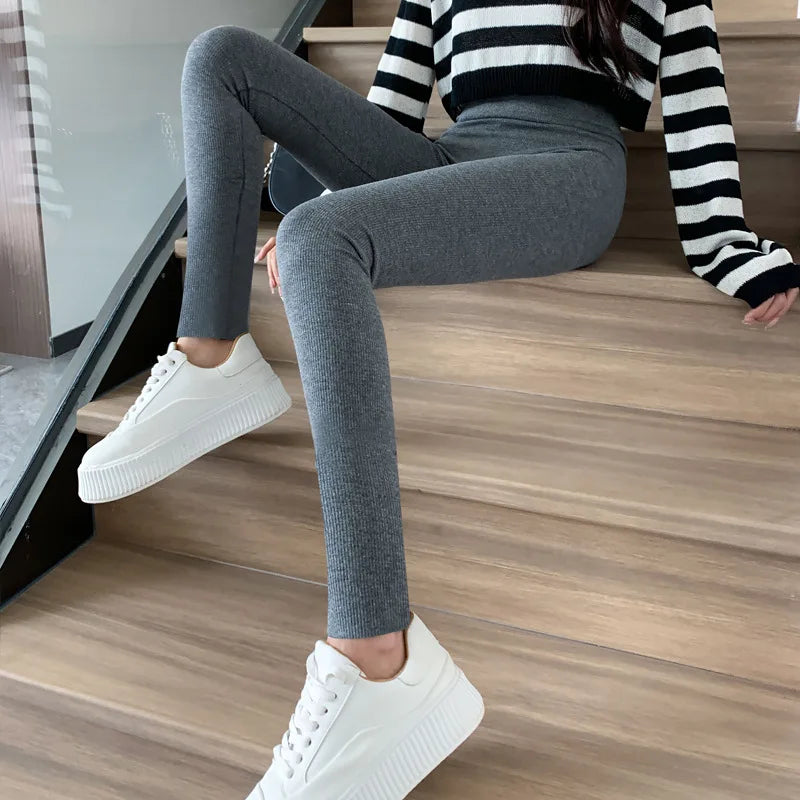 High-Stretch Ribbed Cotton Leggings